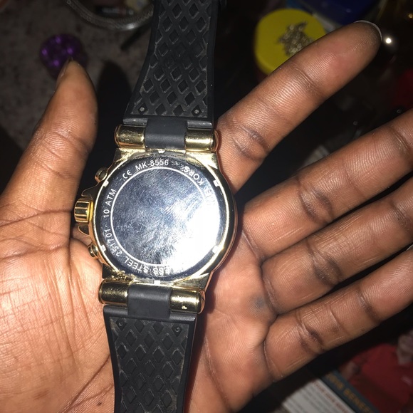 Micheal kors designer watch - Picture 2 of 4